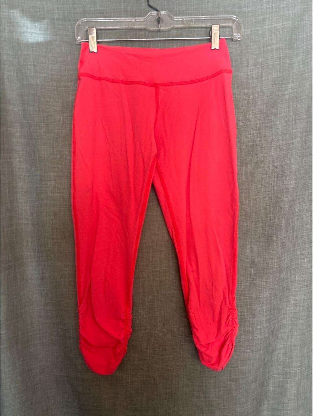 Beyond Yoga Women's neon Cropped Yoga Pants